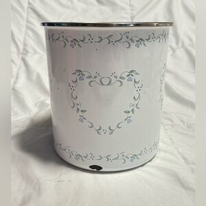 Cornell Enamel Utensil Spoon Holder Unique Floral Heart Scroll Design Thailand
